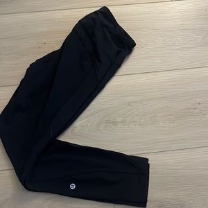 Black Lululemon leggings, size 6 tag, cut out